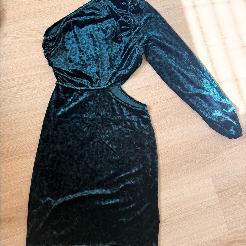 Simplee Apparel One-Shoulder Dress in Rich Teal